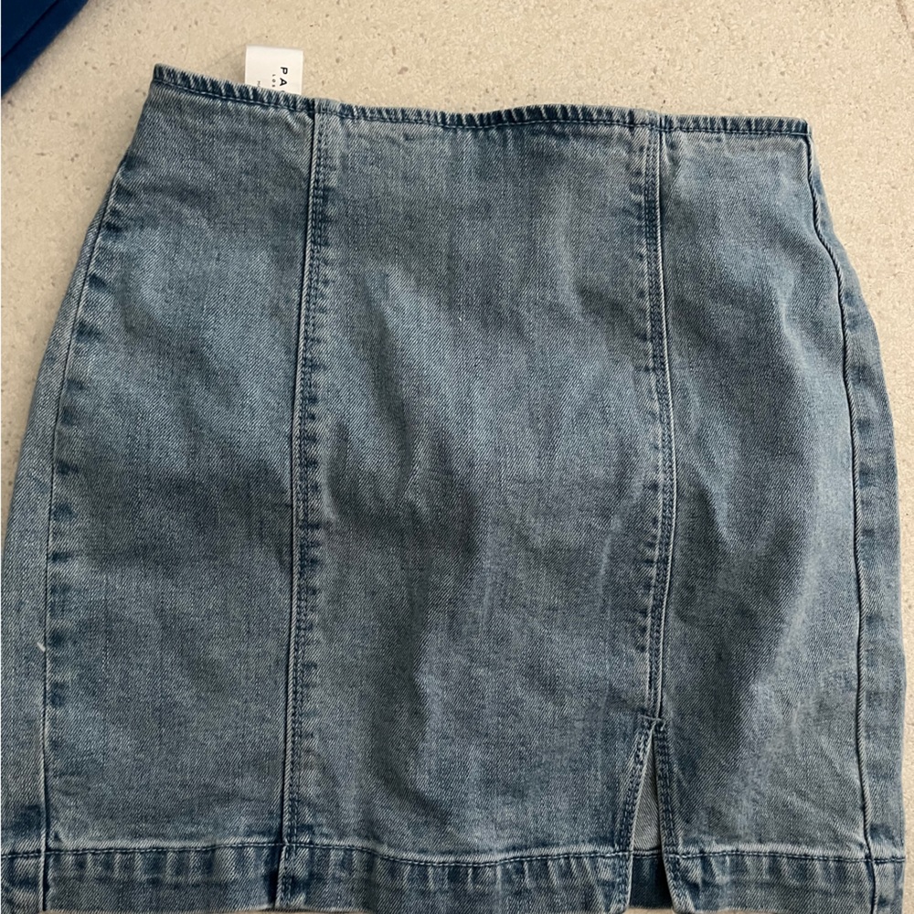 Pacsun Jean skirt size 24 NEVER BEEN WORN